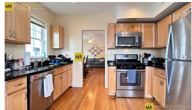 Photo - 74 Brooks St Unit 2