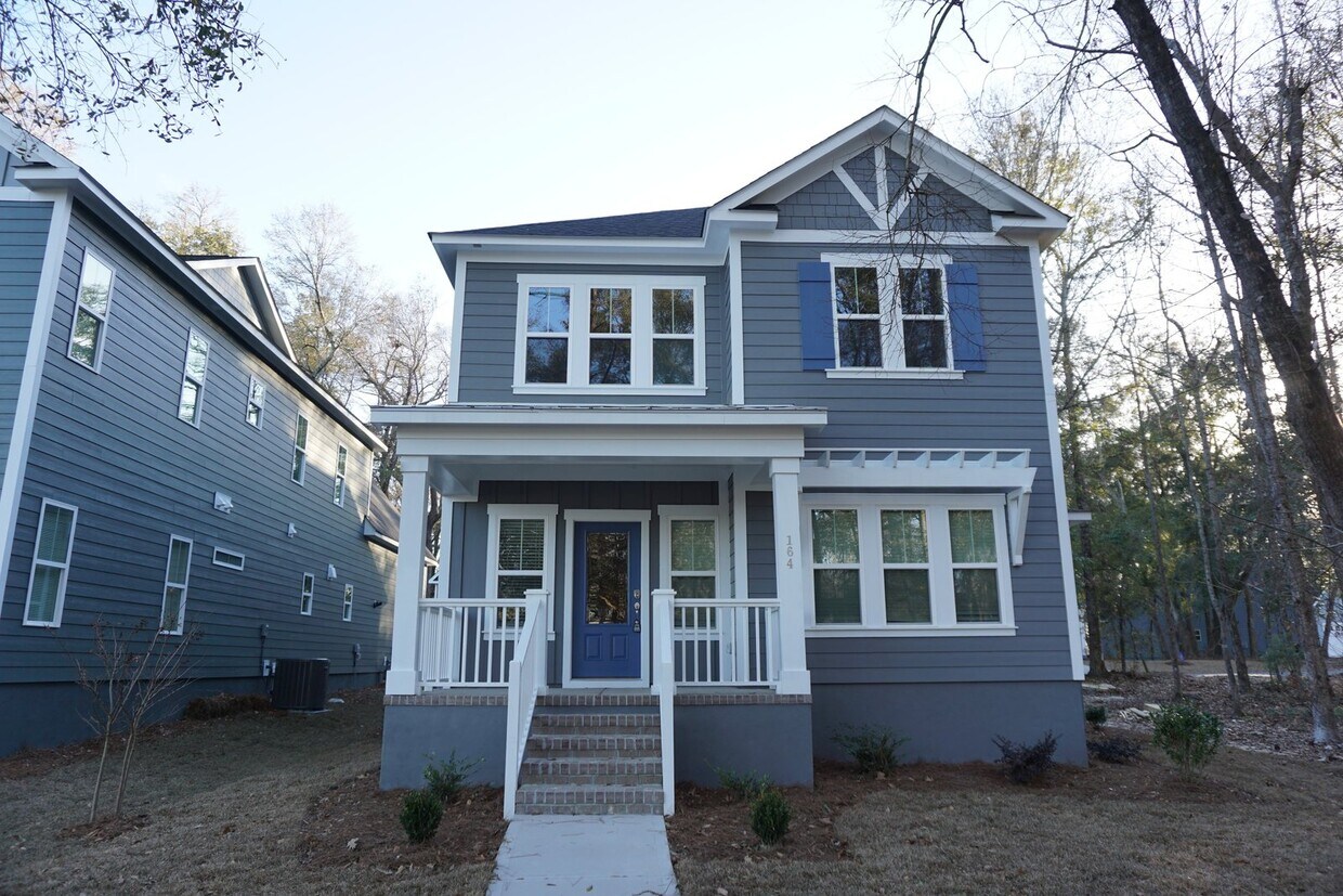 Photo - 164 Kerr Landing Drive-