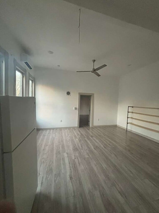 Photo - 2004 Monterey St Unit 2