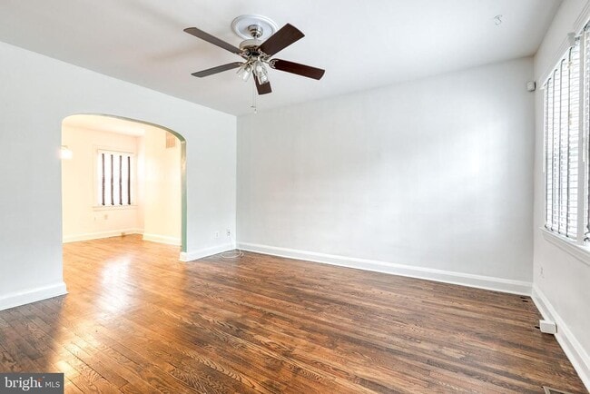 Photo - 6843 Dunbar Rd