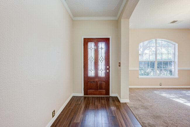 Photo - 18818 Woodbreeze Dr