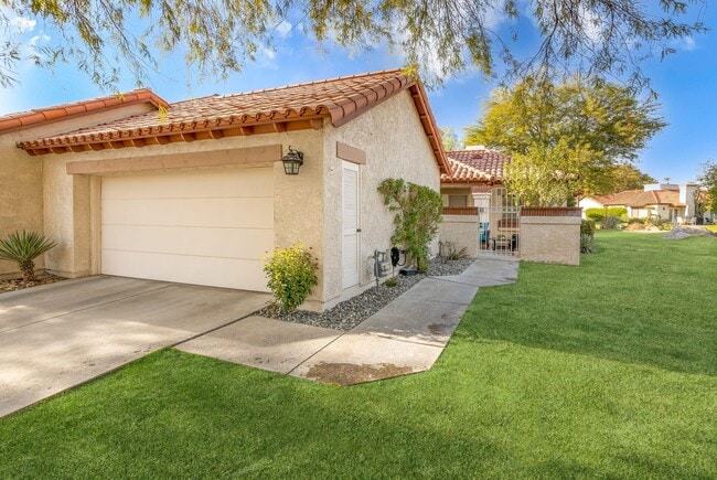 Photo - 117 Trento Cir