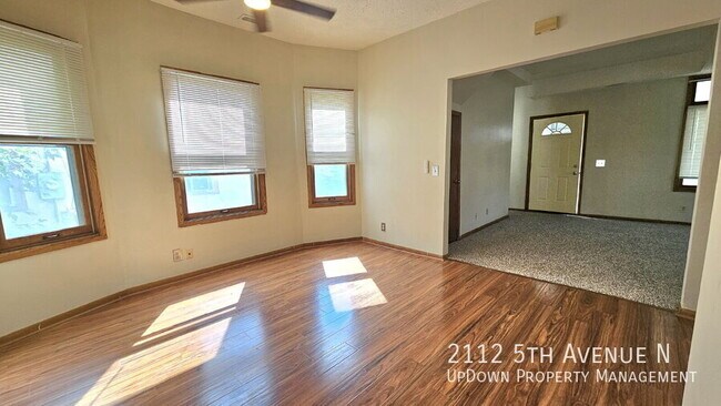 Photo - 2112 5th Ave N