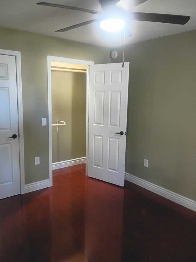 Photo - 914 Jackson St