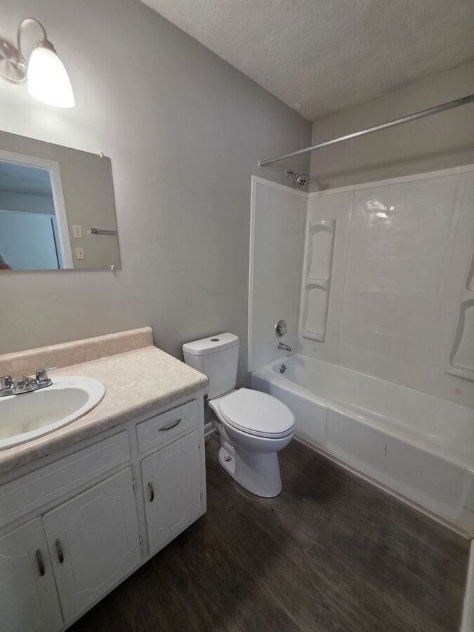 Photo - 203 Beech St Unit C