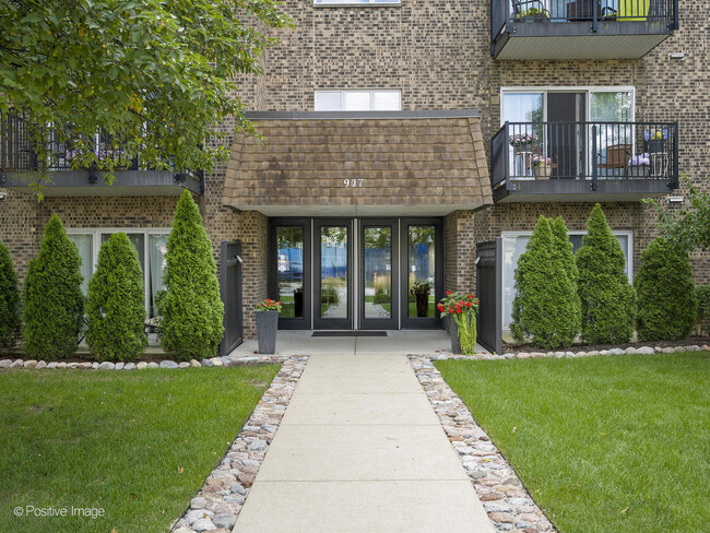 Photo - 907 Curtiss St Condo Unit 104