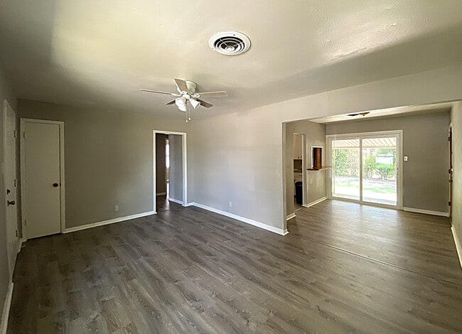 Photo - 2306 Poage Ave