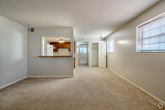 1BR, 1BA - 850SF - Living Room