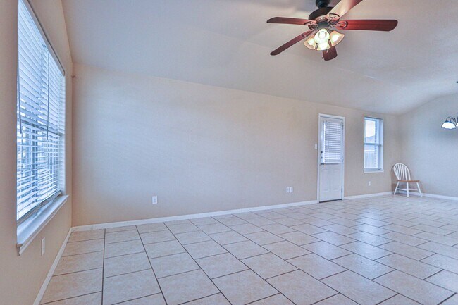 Photo - 4609 Cambridge Dr, KI Unit 4609-A Cambridgr Dr, KI