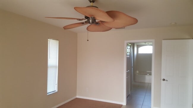 Photo - 1405 NE 5th Pl