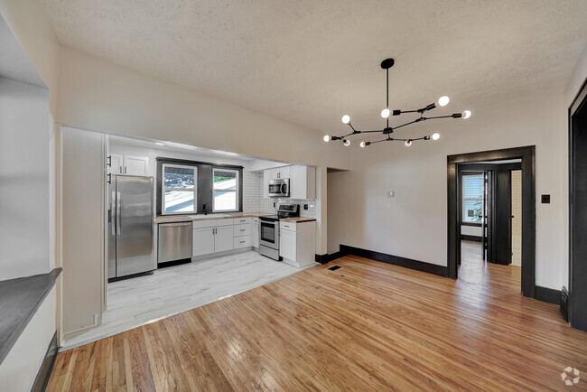 Building Photo - 2429 S 13th St Rental