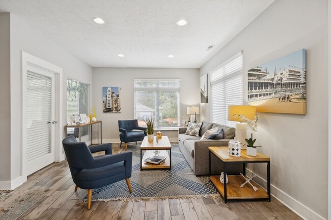 Building Photo - Aspenwood Apartments