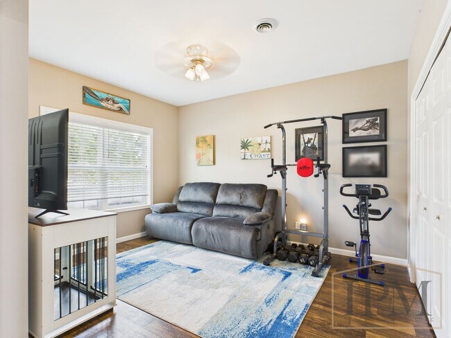 Photo - Coming Soon- Modern 3 Bedroom, 2.5 Bath To... Casa