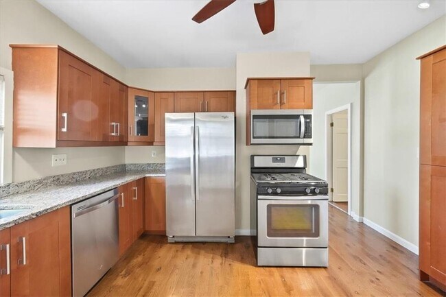 81 Jenkins St
