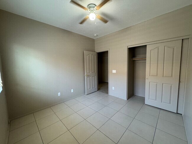 Photo - 1647 S 170th Ave