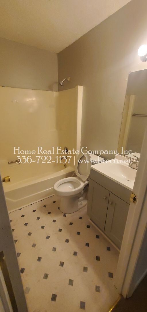 Photo - 1400 W Academy St Unit 7