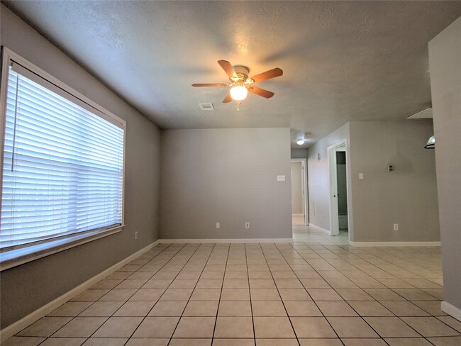 Photo - 5343 Cherie Crest Ct