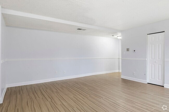 Building Photo - 3520 E Fall Creek Pkwy N Dr Unit C Rental