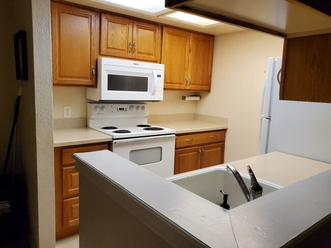 Photo - 844 Tenderfoot Hill Rd Apartment