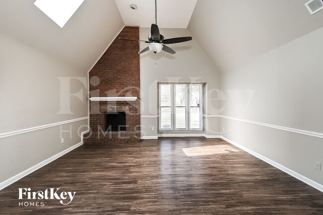 Photo - 4484 Westbury Dr