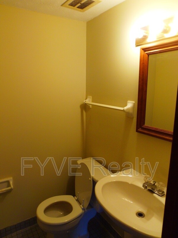 Photo - 2011 Baldwin Rd