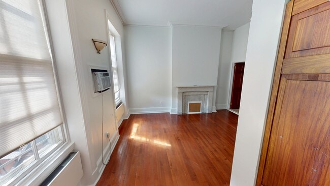 Photo - 1814 Spruce St Unit 3M