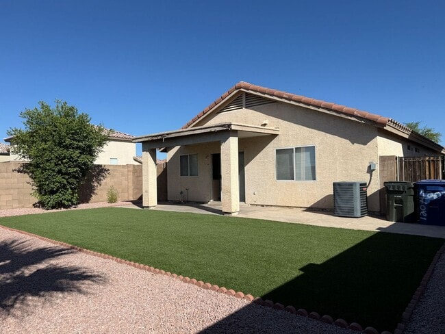 Photo - 12071 W Dahlia Dr