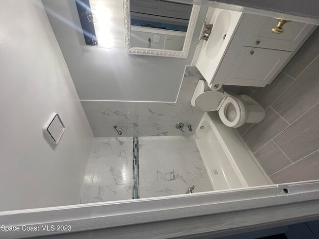 Photo - 146 Richardson St SE