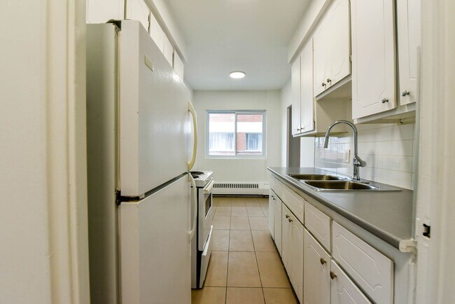 Photo - 809 Av. Bloomfield Unité 303