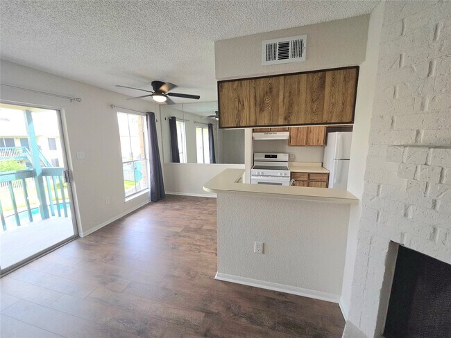 Photo - 250 El Dorado Blvd Unidad 286