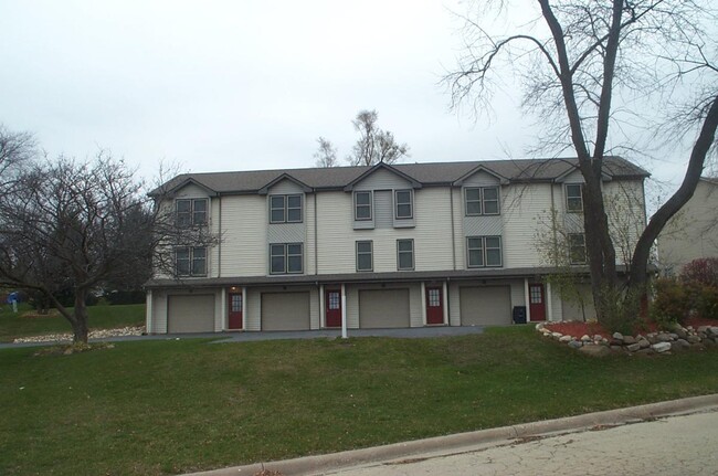 Front of Building - 1832 Bright View Dr Townhome