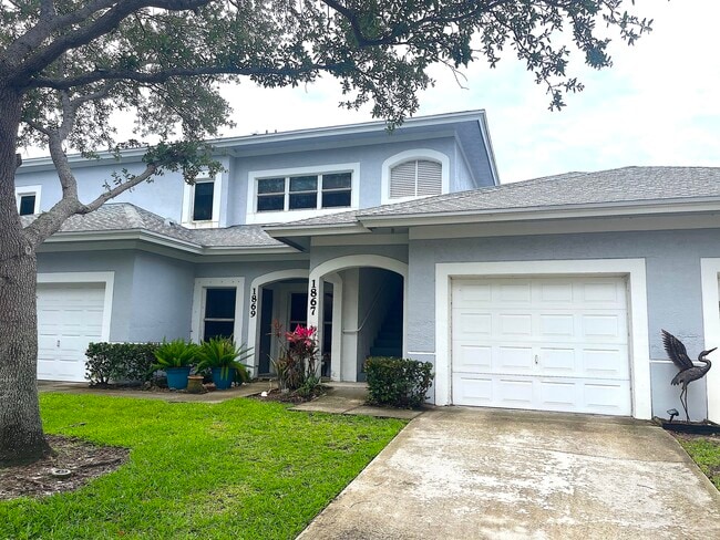 Photo - 1867 S Dovetail Dr Unidad 2 Rental