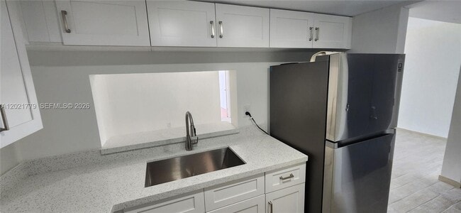Photo - 11800 SW 18th St Unit 409-4
