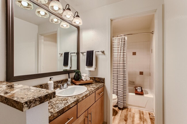 Westlake Meadows Apartments