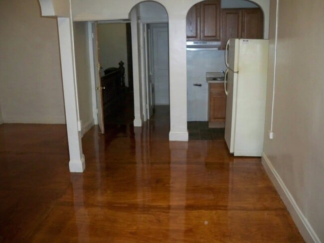 Photo - 6 E Preston St Unidad # 3F