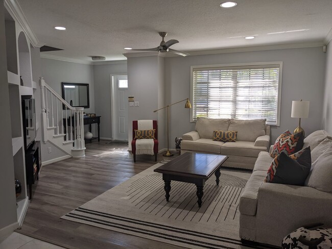 Photo - 90 SW 5th Ave Unit 11