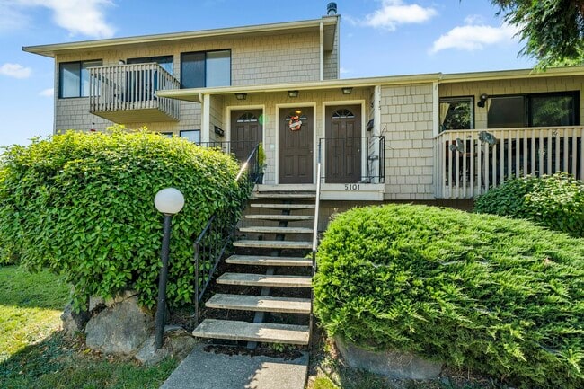 Building Photo - 5101 9th Ave NW Unit 1
