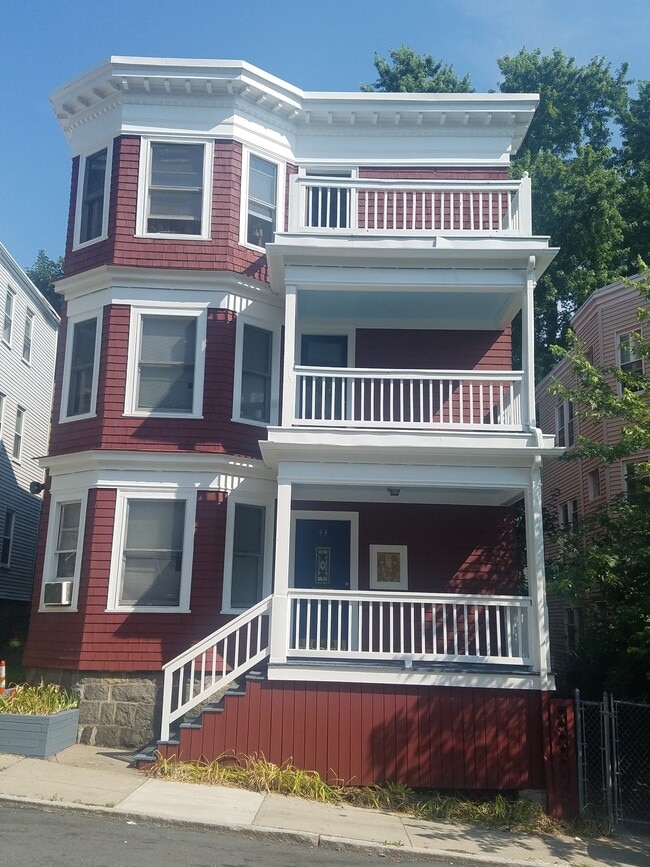 House - 43 Alpha Rd Unit Alpha Road