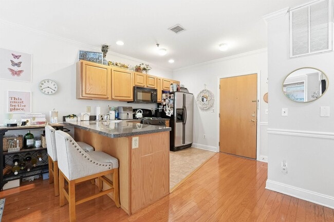 Photo - 725 Jefferson St Unit 11