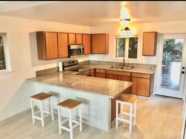 Building Photo - 224 Auoli Dr