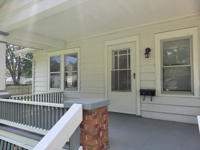 Photo - Floor-tastic Retreat: Rent this 3 Bed/1 Ba...