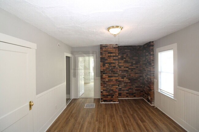 Photo - 53 Third St Unit 53a