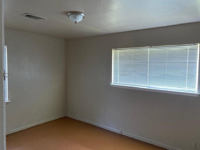 Photo - 5726 Newquay St