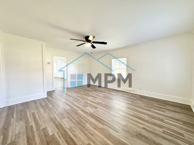 Photo - 1403 N 8th St