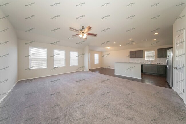 Photo - 146 Karlee Ln.