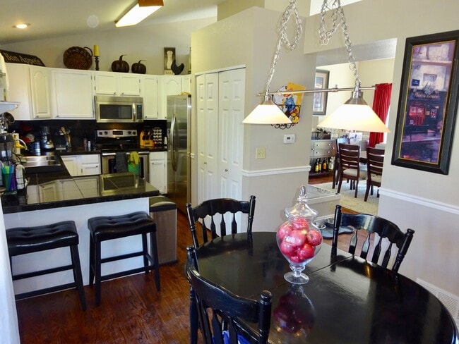 Photo - Gorgeous Three Bedroom Home In Littleton!