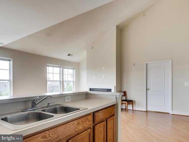 Photo - 12828 Clarksburg Square Rd Unit 302