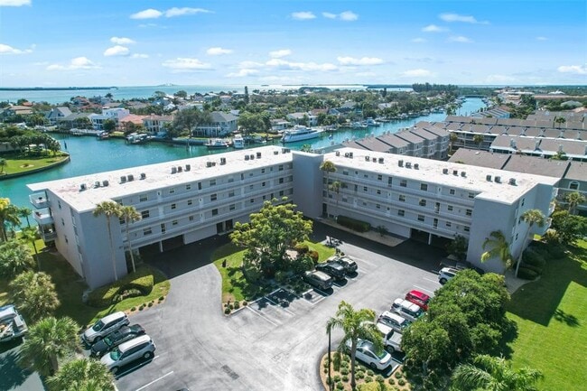 Photo - 719 Pinellas Bayway S Unit 110