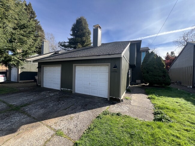 Building Photo - 1094-1098 46th Pl SE Unit 1096