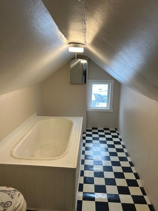 Photo - 3614 E 46th St Unit 3614 E 46th St #3